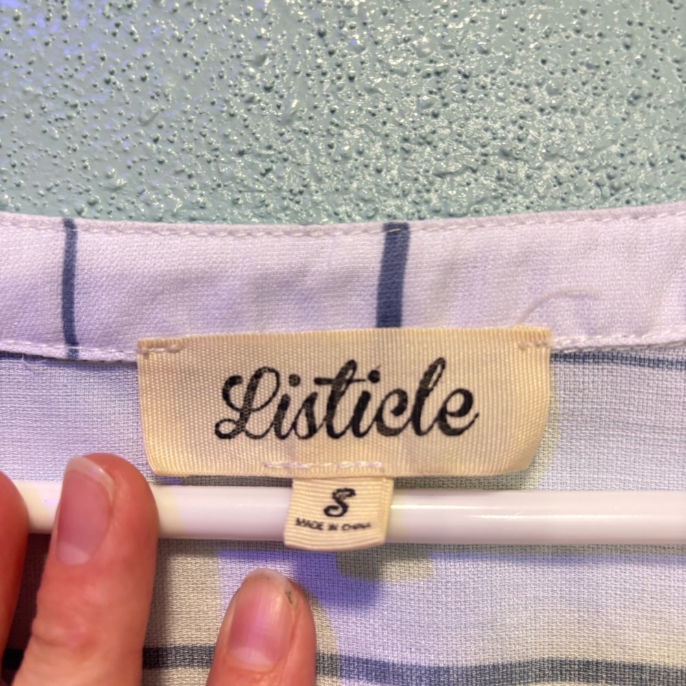 Listicle White and Navy Vertical Stripes Tie-Sleeve Hi-Low Hem Top Size Small - Picture 3 of 6